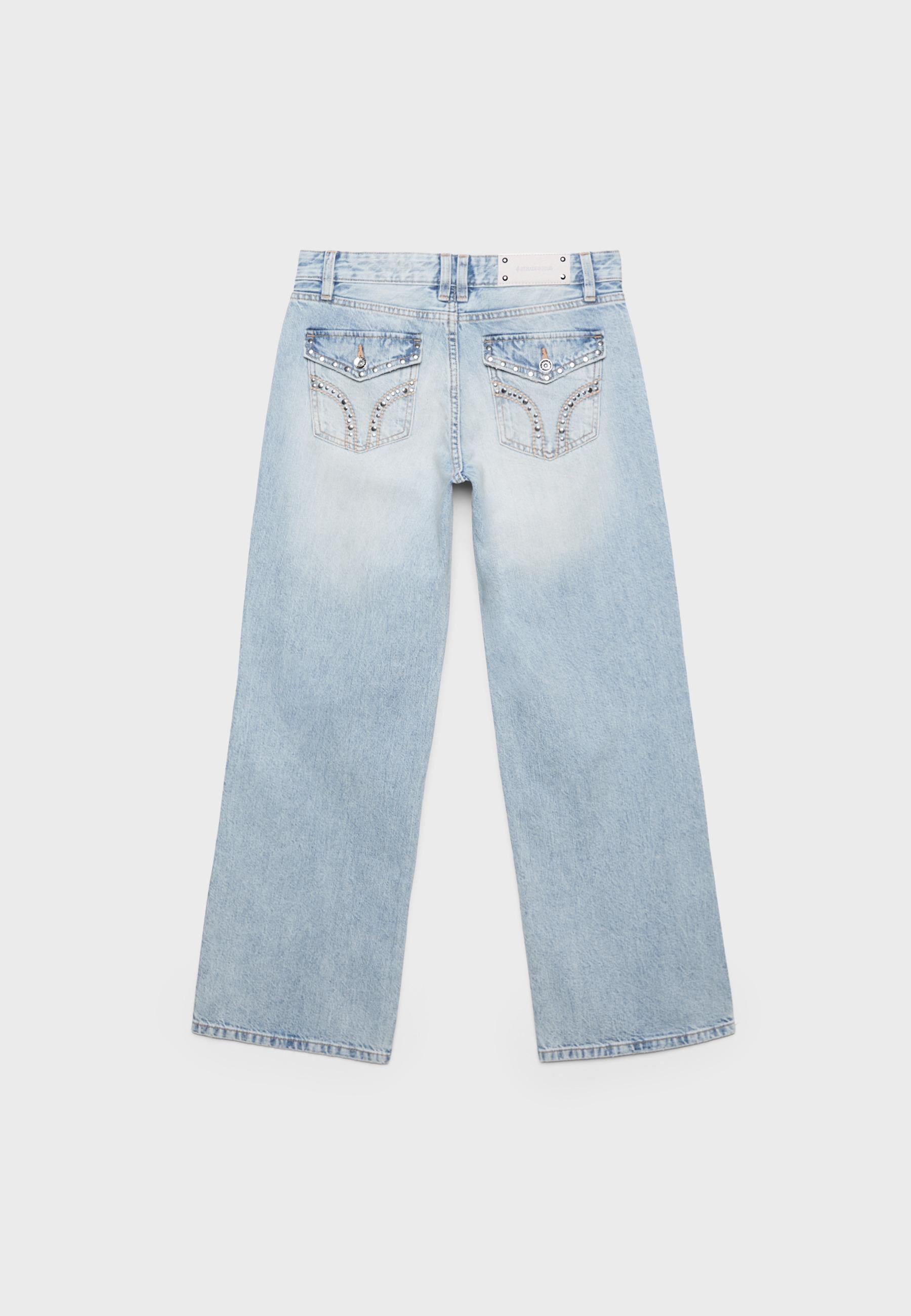 Stradivarius LOW-WAISTED STRAIGHT-LEG JEANS WITH POCKETS