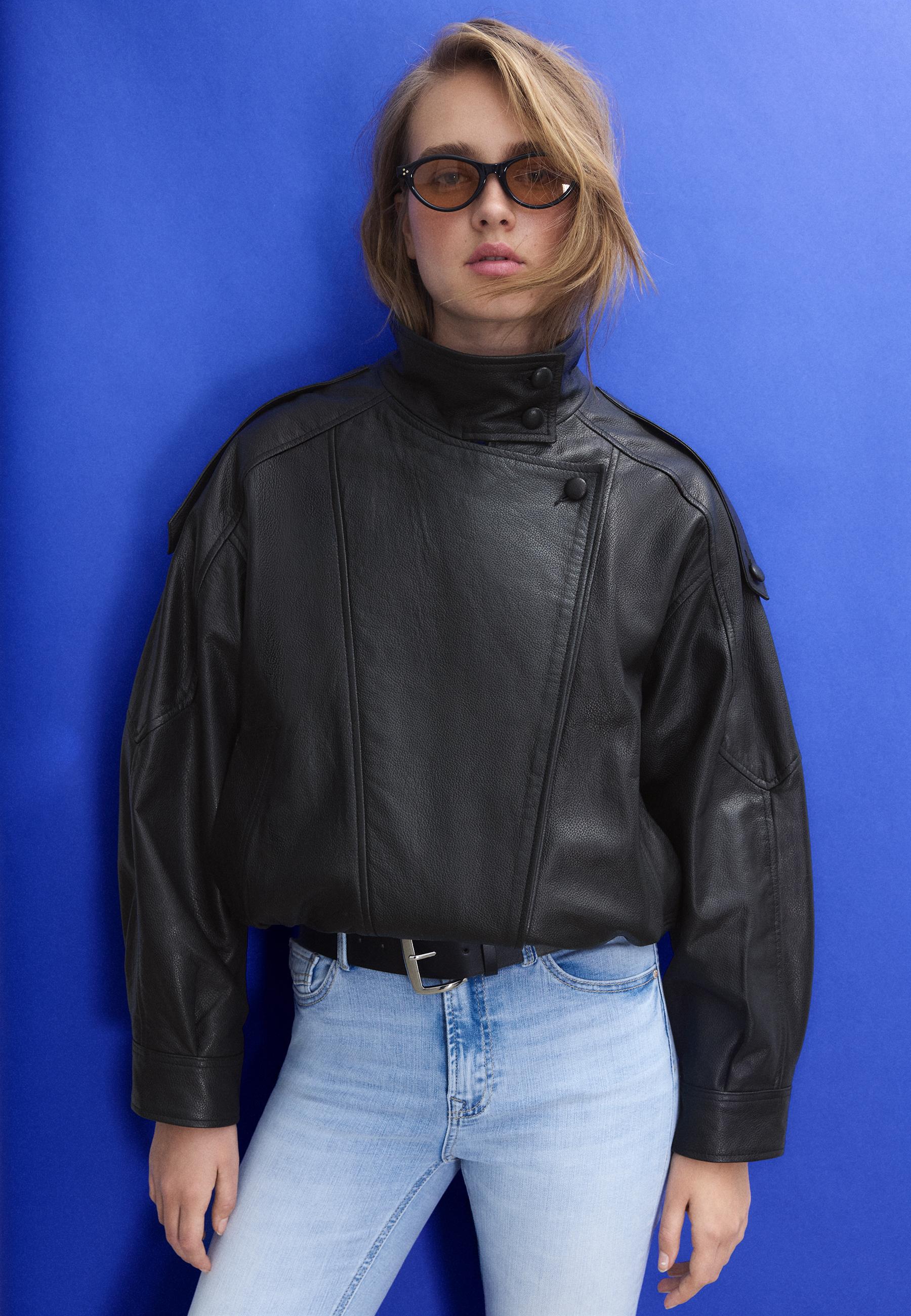 Stradivarius OVERSIZED JACKET WITH LAPEL, 100% LEATHER