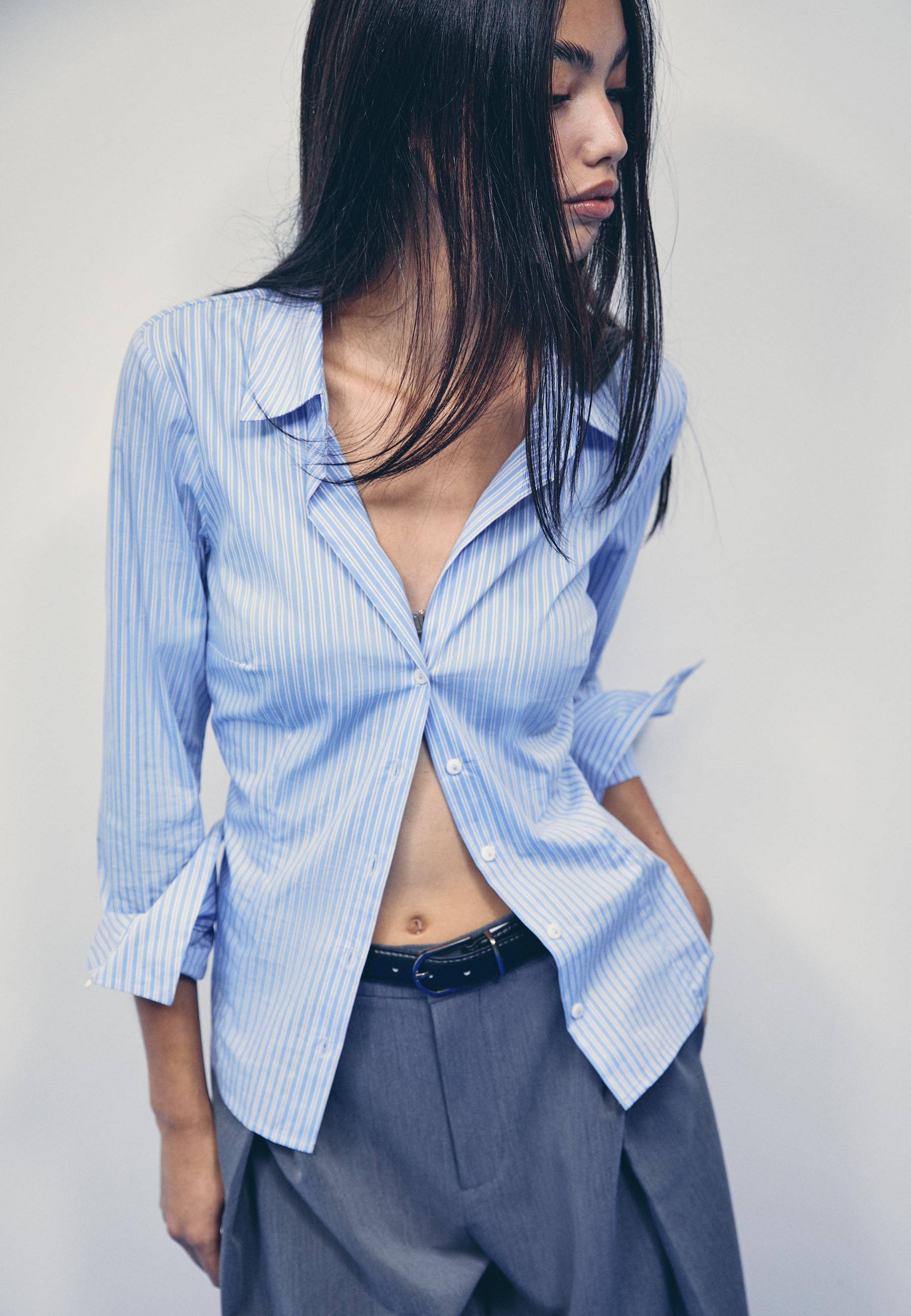 Stradivarius BASIC FITTED STRIPED SHIRT