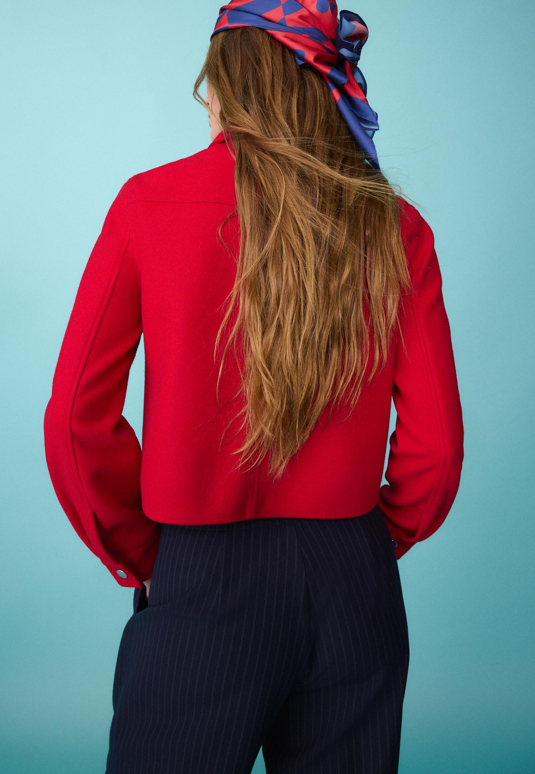 Stradivarius SOFT SHORT JACKET