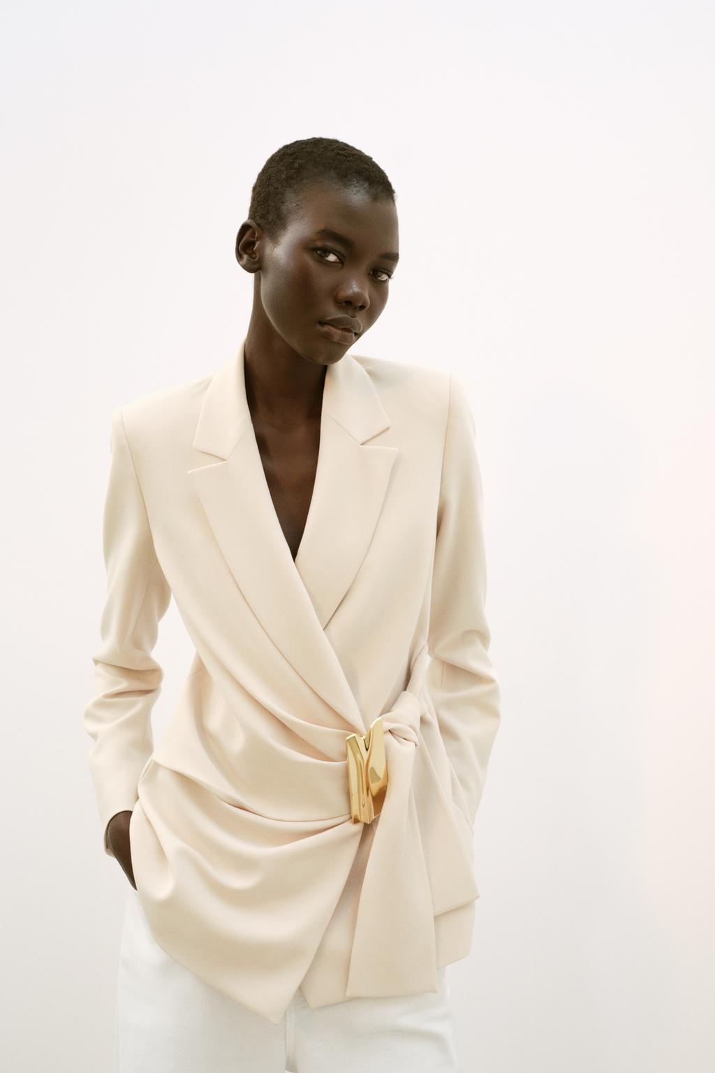 Zara DOUBLE-BREASTED BLAZER WITH BUCKLE