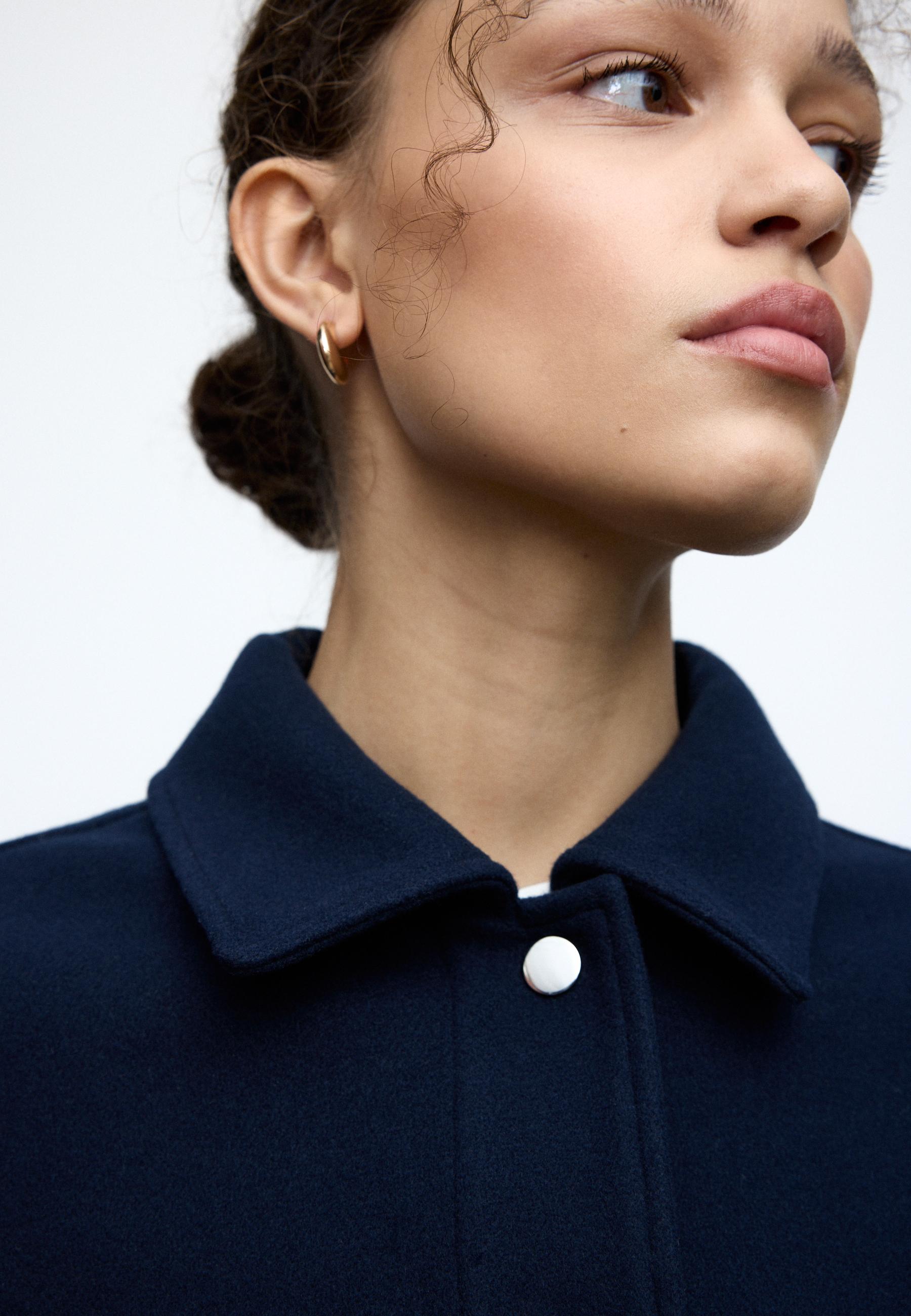 Stradivarius SOFT SHORT JACKET